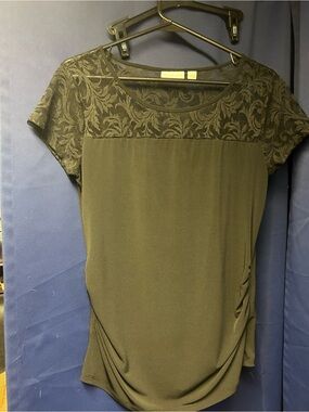 New York & Company Olive Lace Yoke Short Sleeve Top
